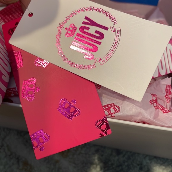 JUICY COUTURE  slipper, black or pink your choice NWT & BOX - Picture 9 of 13